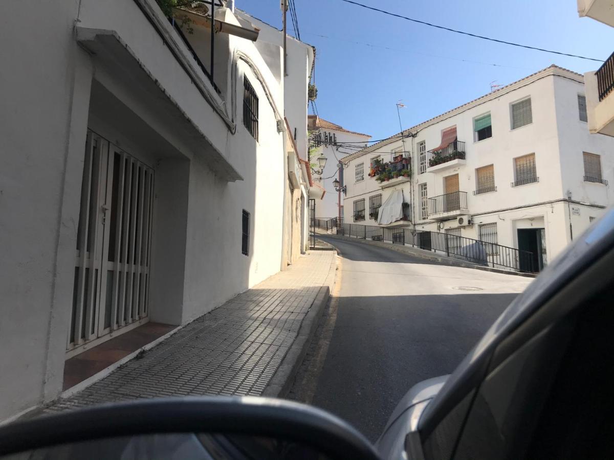 Altea, callejeando por su casco antiguo. Esterno foto