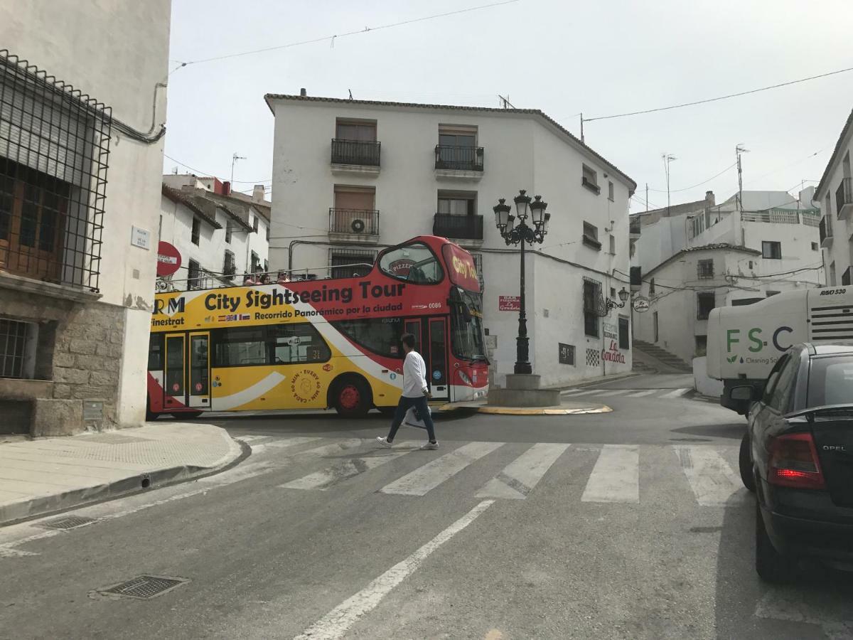 Altea, callejeando por su casco antiguo. Esterno foto
